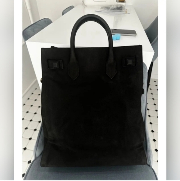 🦄  Balenciaga Large Lune Tote - Picture 5 of 12